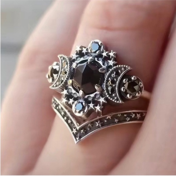 Jewelry - Women’s Triple goddesses maiden mother &Crone Ring Set Wiccan Full Waning Moons